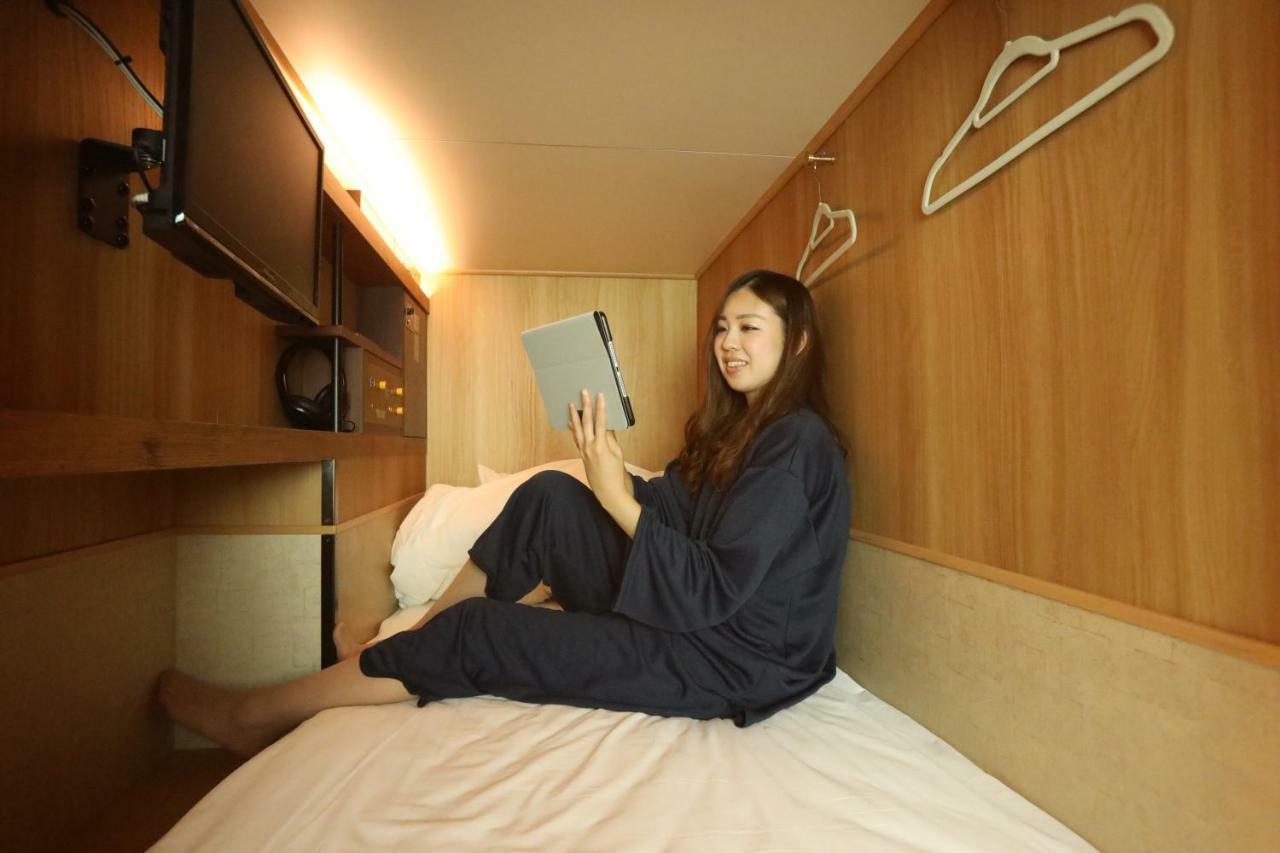 Cabin Inn Kyoto Sanjo Kawaramachi Exteriör bild